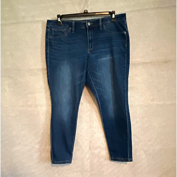 Universal Thread Denim - Universal Thread Women's Blue Dark Wash Denim Skinny Jeans Size 14 5-Pocket
